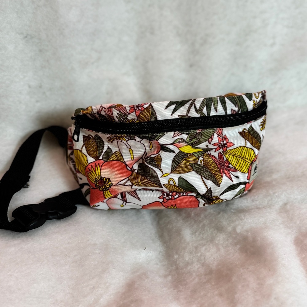 Vintage VANS OFF THE WALL Tropical Hawaii Flowers Belt Bag/Fanny Pack Purse!